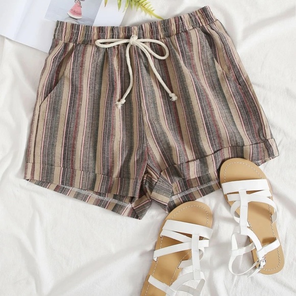 SHEIN Pants - Striped shorts